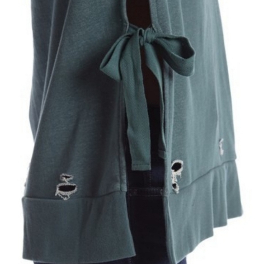 Romeo &Juliet Couture Sage Green Distressed Crew neck Sweatshirt Pullover Sz S - Picture 6 of 12